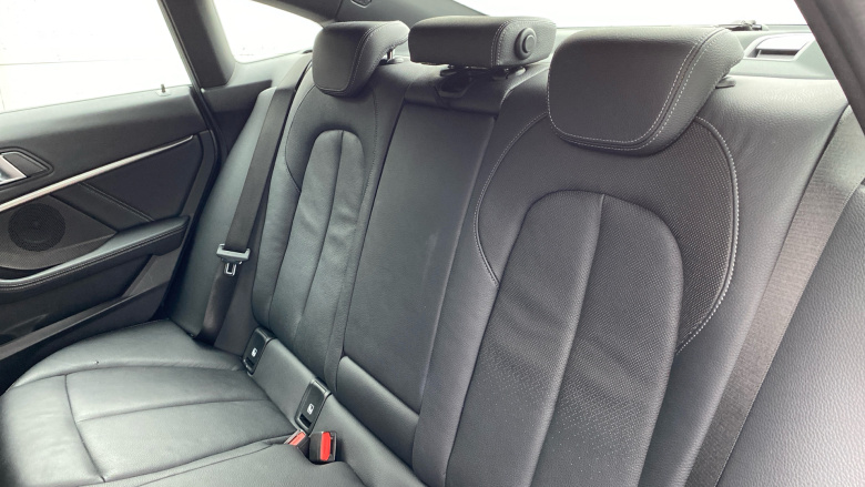 BMW 2 Series 218i M Sport 4dr DCT Petrol Saloon